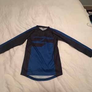 BILT Amped EVO Rapid Youth Jersey Blue and Black Long Sleeve never worn